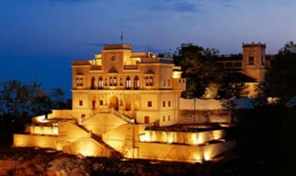 مرکز اسپا و ماساژ آناندا